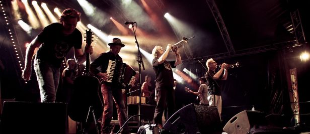 Wie funktioniert eigentlich ein Umsonst & Draußen-Festival?